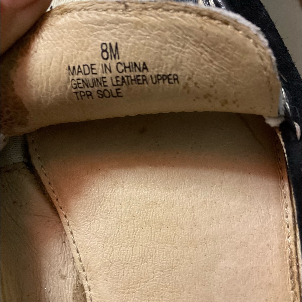 Michael Kors Black Loafers Womens size 8 preowned good condition - Picture 3 of 6